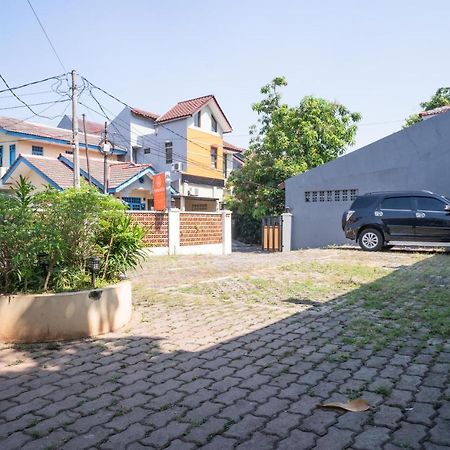 Koolkost Syariah Near Stasiun Rawa Buntu Hotell Tangerang Eksteriør bilde