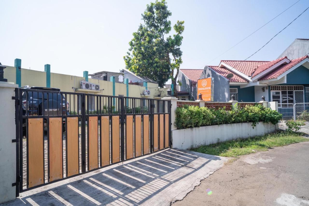 Koolkost Syariah Near Stasiun Rawa Buntu Hotell Tangerang Eksteriør bilde