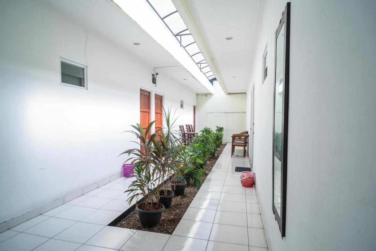 Koolkost Syariah Near Stasiun Rawa Buntu Hotell Tangerang Eksteriør bilde